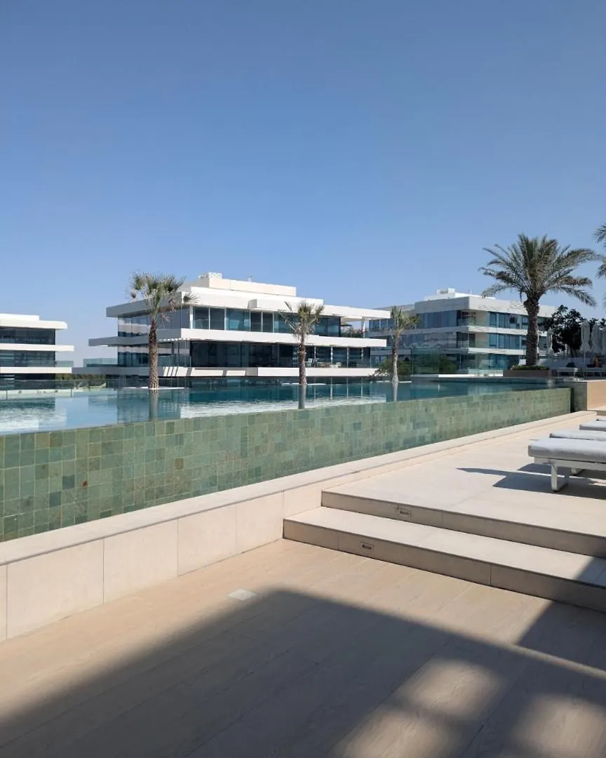 Stylish Urban-Jungle-Studio In Al Barari, Dubai United Arab Emirates